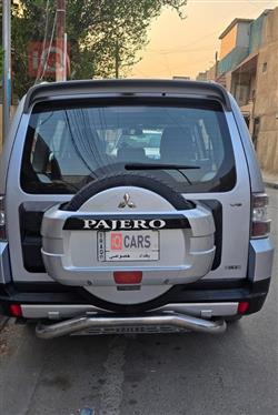 ميتسوبيشي باجيرو